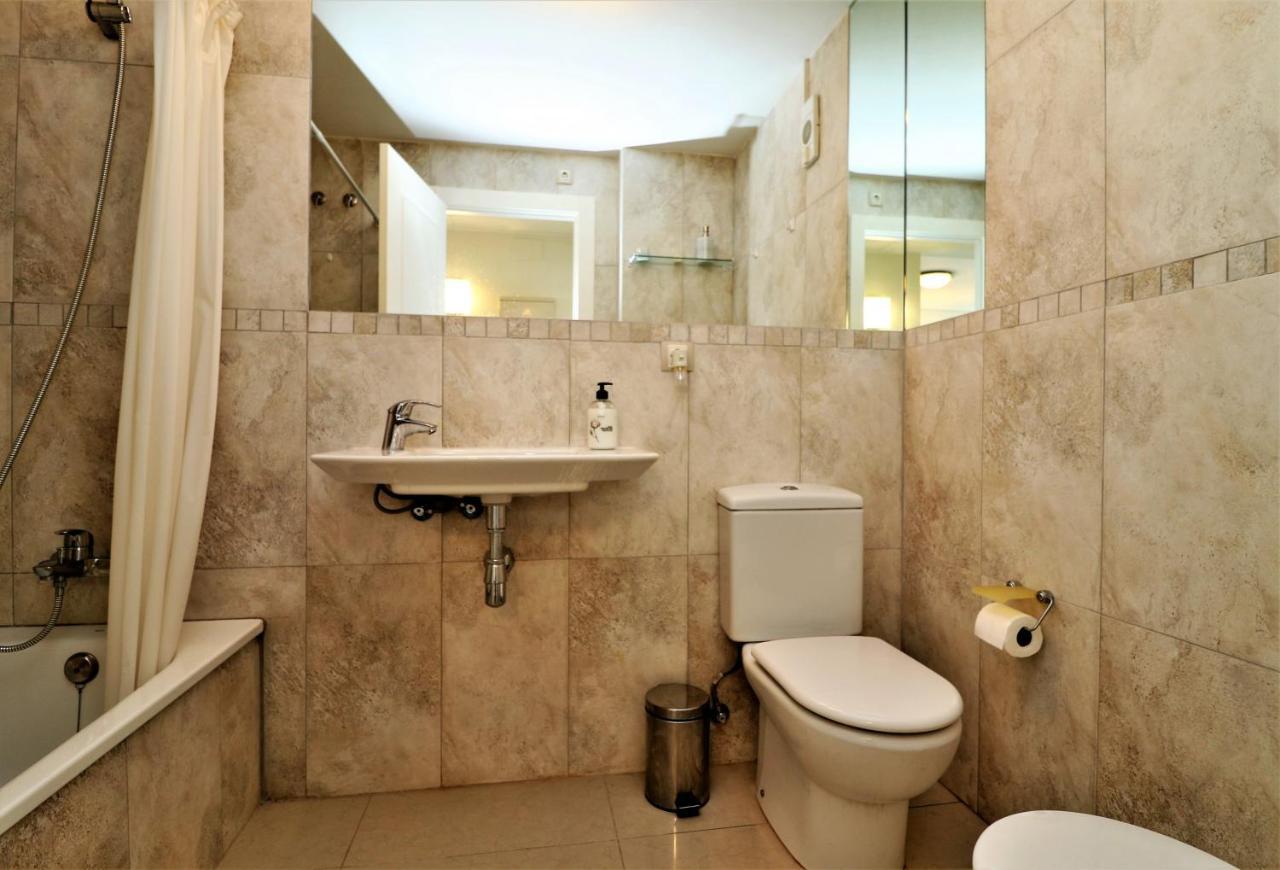 Apartamento One Bedroom At 300 M Away From The With Sea View Shared Pool And Enclosed Garden Benidorm